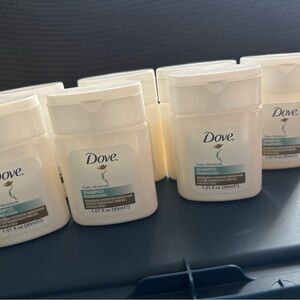 Lot of 7 Dove Daily Moisture Shampoo Hotel Sample Size